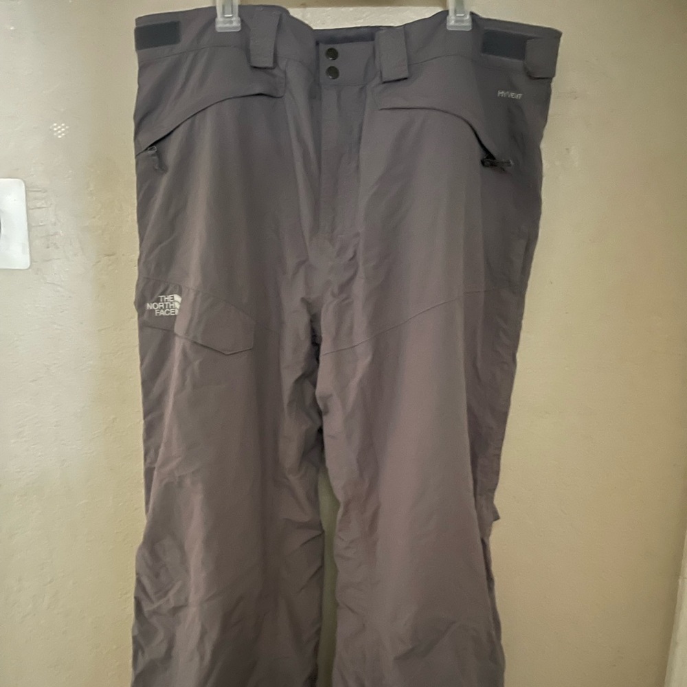The North Face Men's Dark Gray Cargo Pants